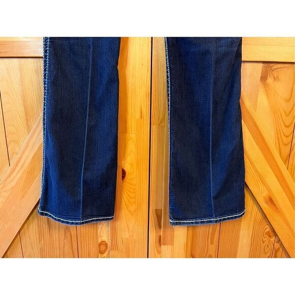 Silver Jeans Frances 18" womens size 28 x 33 distressed bootcut dark wash (3327) - Picture 5 of 9